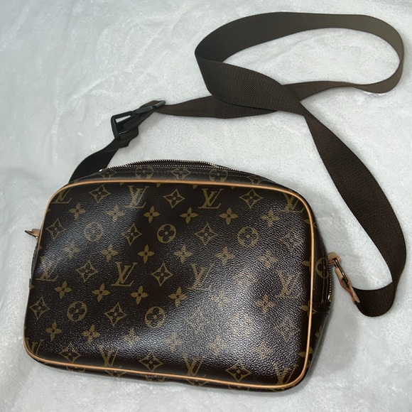 ๐ SOLD do not purchase ๐ Louis Vuitton PM Reporter bag - Picture 3 of 17